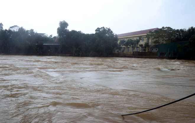 Cả 3 hồ thủy điện ở Bình Phước xả lũ, cảnh báo ngập vùng hạ du ảnh 1