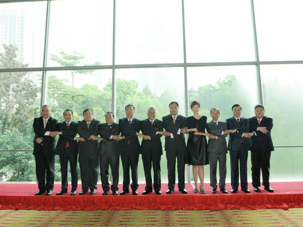 Đoàn Việt Nam tham dự Hội nghị Bộ trưởng Tài chính ASEAN ảnh 1