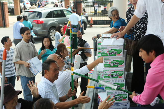 Hơn 50% người Mỹ gốc Việt ở Baton Rouge thiệt hại nặng sau trận lụt ảnh 7