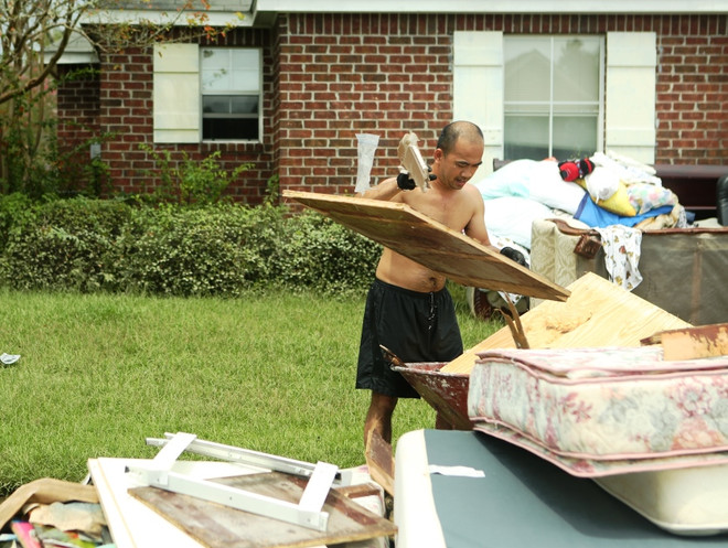 [Photo] Thành phố Baton Rouge hoang tàn sau trận lũ lụt khủng khiếp ảnh 2