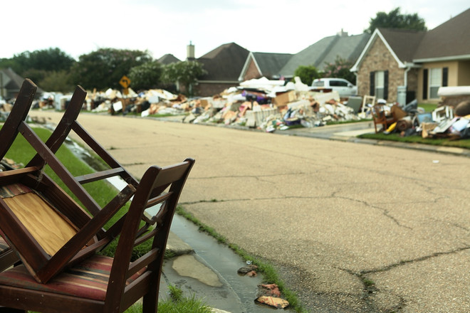 [Photo] Thành phố Baton Rouge hoang tàn sau trận lũ lụt khủng khiếp ảnh 4