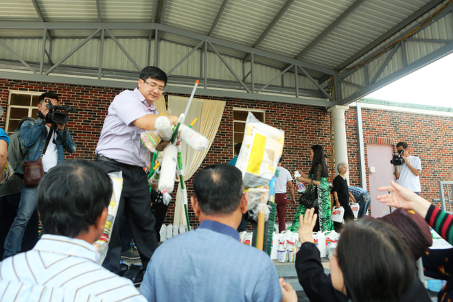 Hơn 50% người Mỹ gốc Việt ở Baton Rouge thiệt hại nặng sau trận lụt ảnh 4