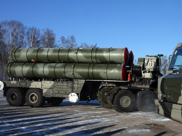 Nga triển khai hệ thống phòng không S-400 gần biên giới phía Tây ảnh 1