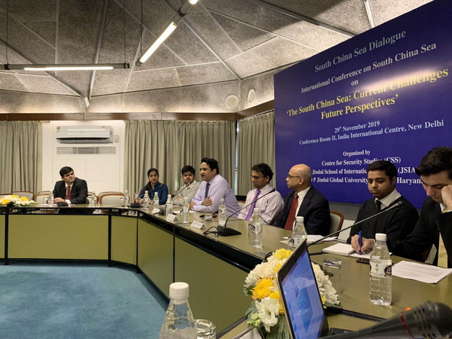 Chuyên gia quốc tế tán dương phản ứng của Việt Nam ở Biển Đông ảnh 2