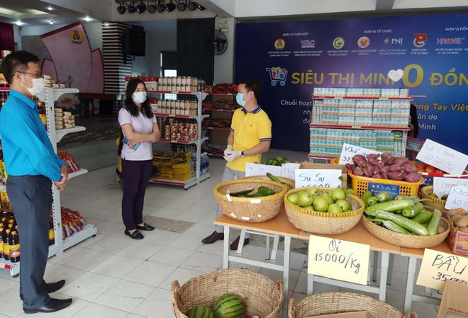 Ưu tiên tiếp tế hàng tiêu dùng thiết yếu đến vùng dịch TP.HCM ảnh 1