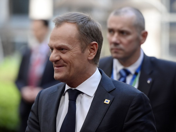 Thủ tướng Ba Lan vượt qua cuộc bỏ phiếu tín nhiệm sau bê bối ảnh 1