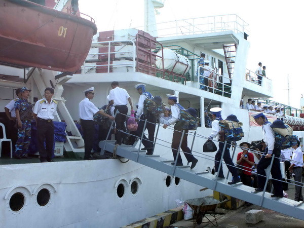 Hải quân đề nghị báo chí đẩy mạnh tuyên truyền về chủ quyền biển đảo ảnh 1