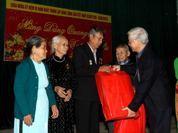 Tổng Bí thư dâng hương tại khu di tích Thành cổ Quảng Trị ảnh 1