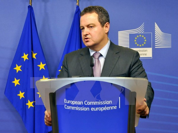 OSCE, EU kêu gọi lệnh tạm ngừng bắn xung quanh Debaltsevo ảnh 1