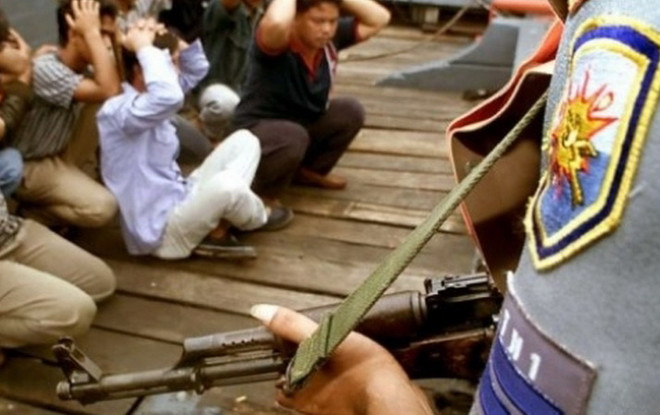 Malaysia bắt giữ nhóm cướp biển tấn công tàu chở dầu Thái Lan ảnh 1