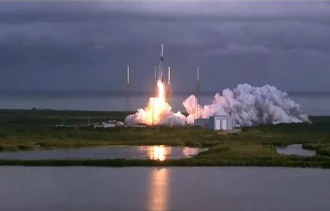 SpaceX lập kỷ lục phóng cùng lúc 143 vệ tinh từ một tên lửa ảnh 1