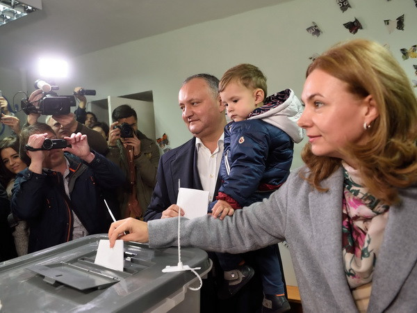 Moldova sẽ phải tiến hành bầu cử tổng thống vòng thứ hai ảnh 1