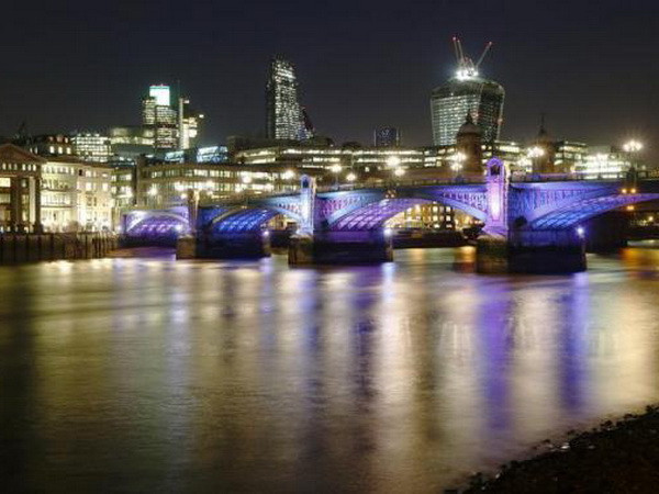 London - Điểm đến hấp dẫn đối với những người tìm việc làm ảnh 1