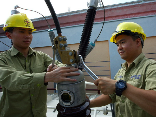 EVN nâng phụ tải điện cho nhiều khu vực tại thủ đô Hà Nội ảnh 1