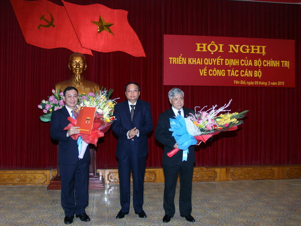 Triển khai các Quyết định của Bộ Chính trị về cán bộ tại Yên Bái ảnh 1