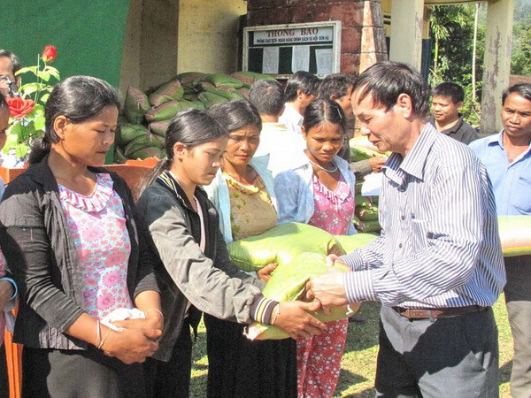 Xuất cấp hơn 6.930 tấn gạo cho 9 tỉnh trong thời gian giáp hạt ảnh 1