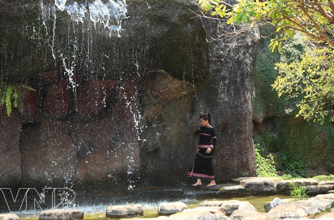 Lên thăm phố núi Pleiku quanh năm sương mù bao phủ ảnh 9