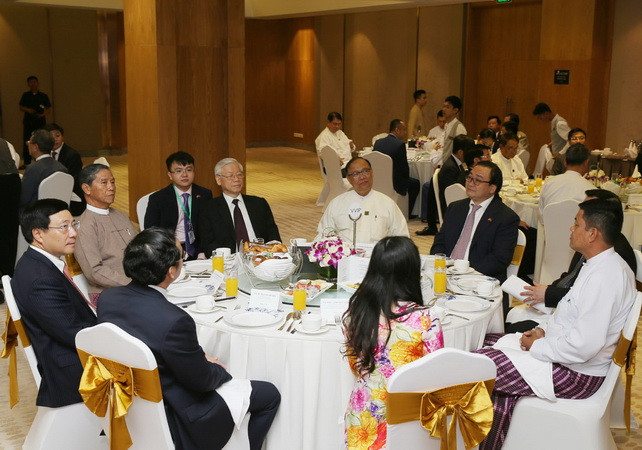 Tổng Bí thư Nguyễn Phú trọng gặp doanh nghiệp Việt Nam và Myanmar ảnh 1