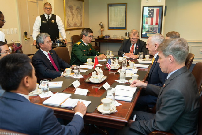 Đại sứ Việt Nam tại Hoa Kỳ hội kiến Bộ trưởng Quốc phòng James Mattis ảnh 4