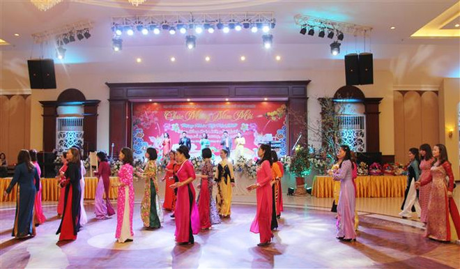 Cộng đồng người Việt tại Lào vui Tết Cộng đồng đón Xuân 2019 ảnh 2