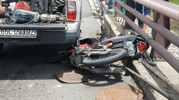 Bắt tạm giam tài xế xe tải gây tai nạn chết người tại dốc cầu Cần Thơ ảnh 1