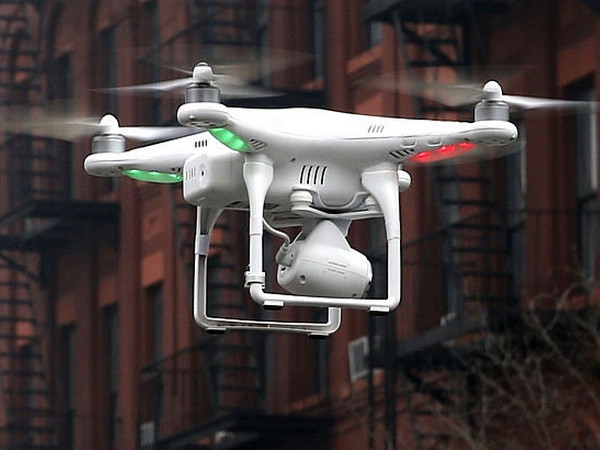 Singapore thắt chặt kiểm soát hoạt động bay không người lái ảnh 1