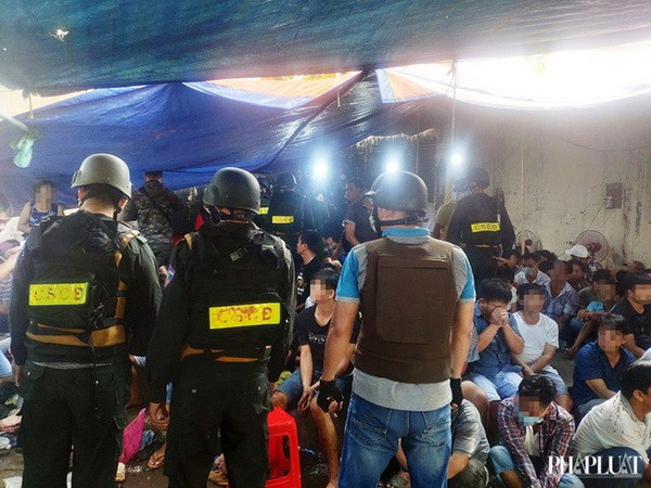 Công an TP.HCM khởi tố 43 người về tổ chức đánh bạc và đánh bạc ảnh 1