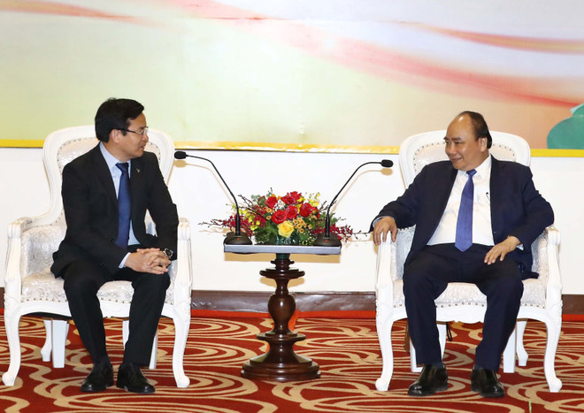 Thủ tướng Nguyễn Xuân Phúc tiếp các nhà đầu tư tại Nghệ An ảnh 2