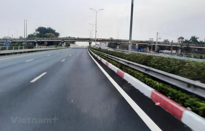 "Thu ngân sách nhà nước vẫn còn dựa nhiều vào đất đai, tài nguyên" ảnh 2