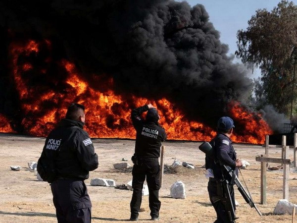 Mexico: Nổ đường ống dẫn nhiên liệu khiến 6 người thương vong ảnh 1