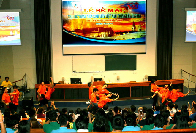 Bế mạc Trại Hè Thanh niên-Sinh viên Việt Nam châu Âu: Đi xa để trở về ảnh 1