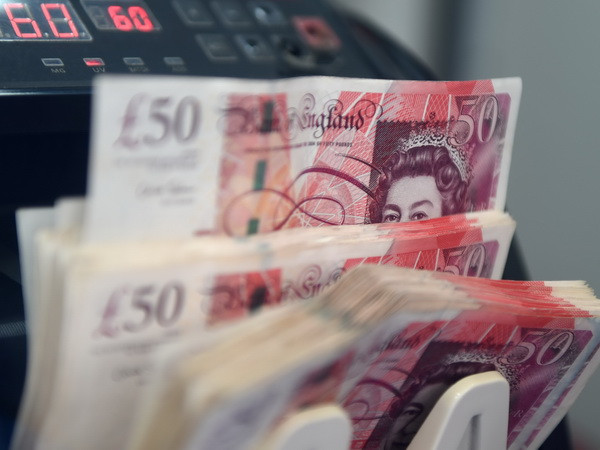 Phán quyết của Tòa án Tối cao Anh gây thêm sức ép lên đồng bảng ảnh 1