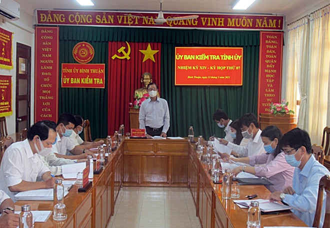 Bình Thuận: Kỷ luật nguyên chủ tịch huyện cho thuê đất trái luật ảnh 1