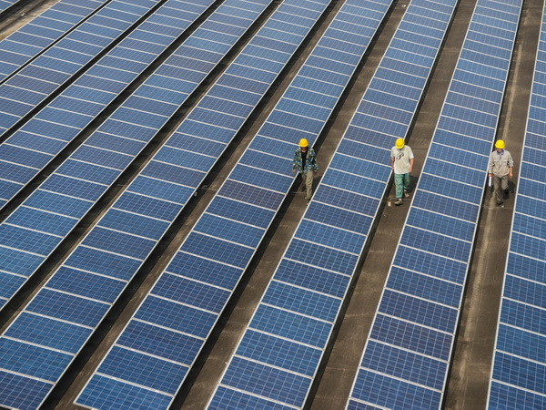 Chính phủ Mỹ đẩy mạnh việc sử dụng năng lượng Mặt Trời ảnh 1