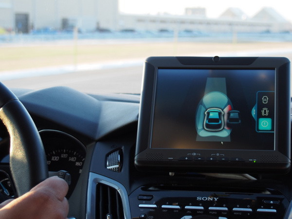 Nga chế tạo thiết bị cảnh báo nguy cơ tai nạn giao thông ảnh 1