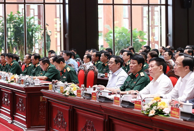 Thủ tướng: Bộ Quốc phòng cần thực hiện tốt 8 nhiệm vụ trọng tâm ảnh 2
