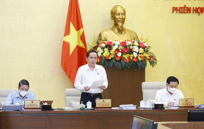 Phó Chủ tịch Thường trực Quốc hội Trần Thanh Mẫn phát biểu. (Ảnh: Doãn Tấn/TTXVN) Ủy ban Thường vụ QH: Bổ sung thẩm quyền phát động thi đua, khen thưởng ảnh 1