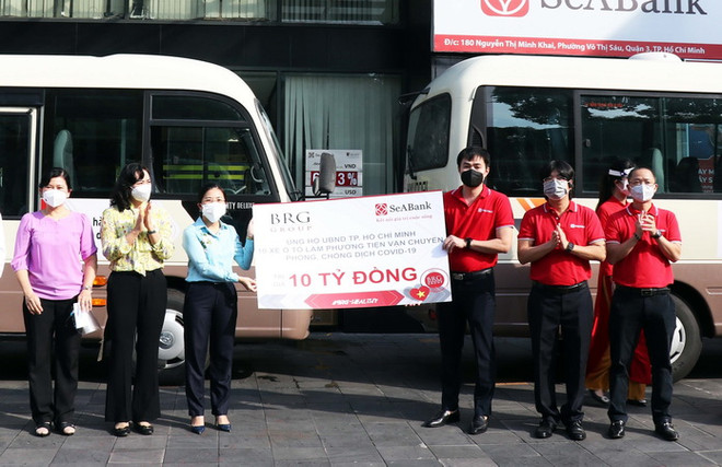 TP.HCM tiếp nhận, phân phối phương tiện, thiết bị phòng, chống dịch ảnh 1