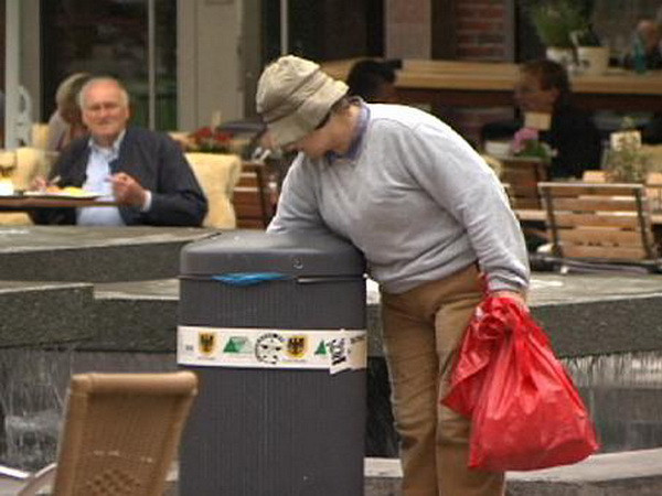 Phân hóa giàu nghèo ngày càng gia tăng trong xã hội Đức ảnh 1