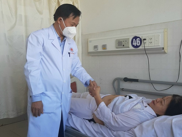 Cần Thơ: Phẫu thuật thành công cho bệnh nhân thoát vị thành bụng ảnh 1