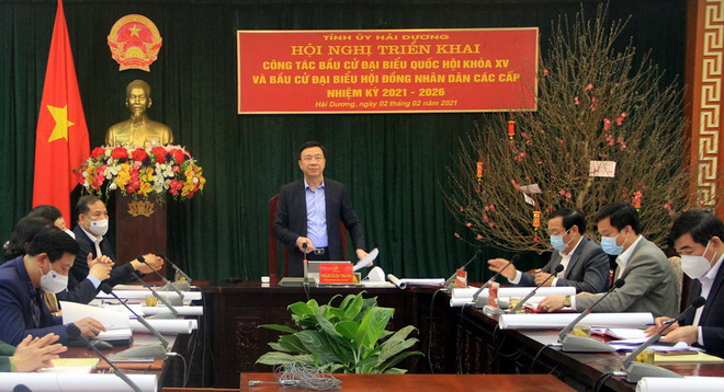 Ủy viên Trung ương Đảng, Bí thư Tỉnh ủy, Chủ tịch Ủy ban bầu cử tỉnh Hải Dương Phạm Xuân Thăng phát biểu tại hội nghị. (Ảnh: Mạnh Tú/TTXVN) Hải Dương: Đảm bảo các quy trình bầu cử và phòng, chống dịch hiệu quả ảnh 1