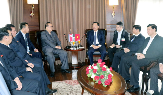 Đoàn đại biểu Lãnh đạo cấp cao Triều Tiên thăm quan Vịnh Hạ Long ảnh 1