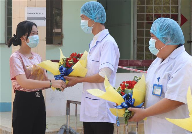 Bến Tre: Bệnh nhân mắc COVID-19 số 123 được công bố khỏi bệnh ảnh 1
