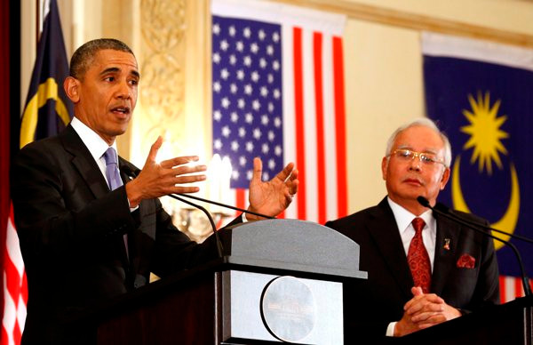 Tổng thống Obama lại hối thúc châu Âu hợp sức trừng phạt Nga ảnh 1