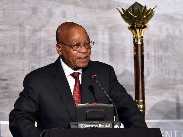 Tổng thống Jacob Zuma. (Ảnh: THX/TTXVN) Ba bộ trưởng của Nam Phi kêu gọi Tổng thống Jacob Zuma từ chức ảnh 1