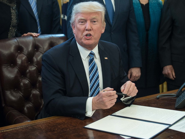 Tổng thống Mỹ Donald Trump. (Ảnh: AFP/TTXVN) Ông Trump muốn Trung Quốc hành động tích cực về hạt nhân Triều Tiên ảnh 1
