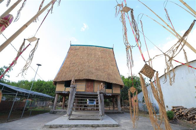 Hiệu quả từ chính sách đặc thù đối với đồng bào dân tộc Rơ Măm ảnh 4