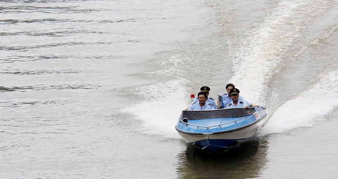 An Giang: Chống buôn lậu trên tuyến biên giới mùa nước nổi ảnh 1