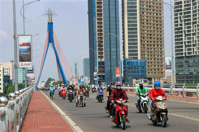 Đà Nẵng triển khai các giải pháp ứng phó COVID-19, phát triển KT-XH ảnh 1