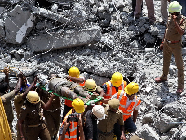 Hai vụ sập nhà liên tiếp tại Ấn Độ, ít nhất 20 người thiệt mạng ảnh 1